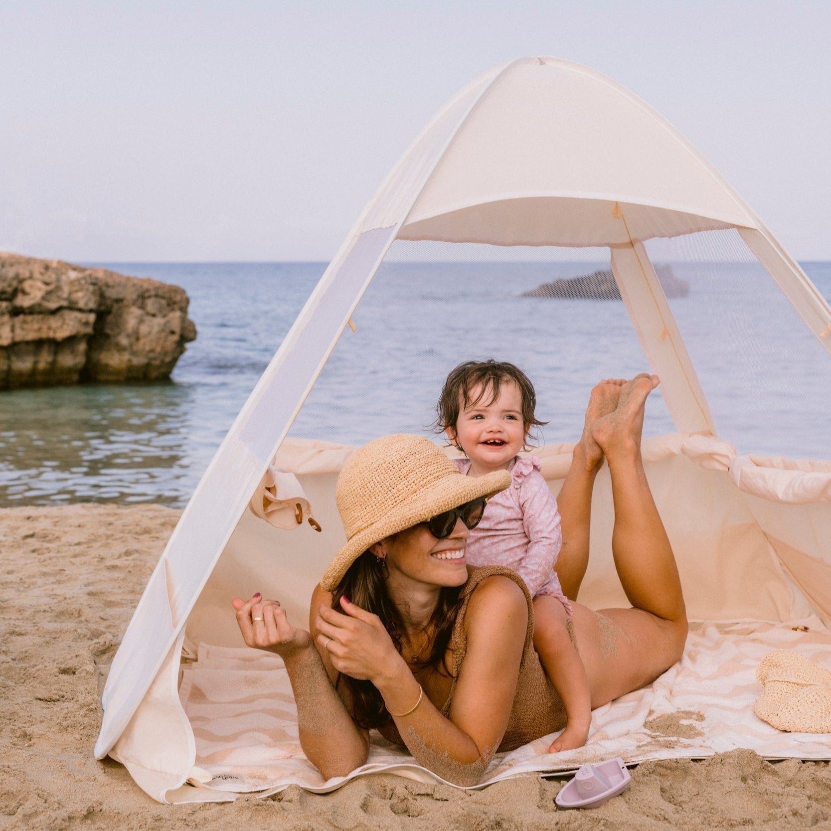 summer infant beach tent Lozi & Gabe: Pop-up Tent Sand | Baby Beach Tents