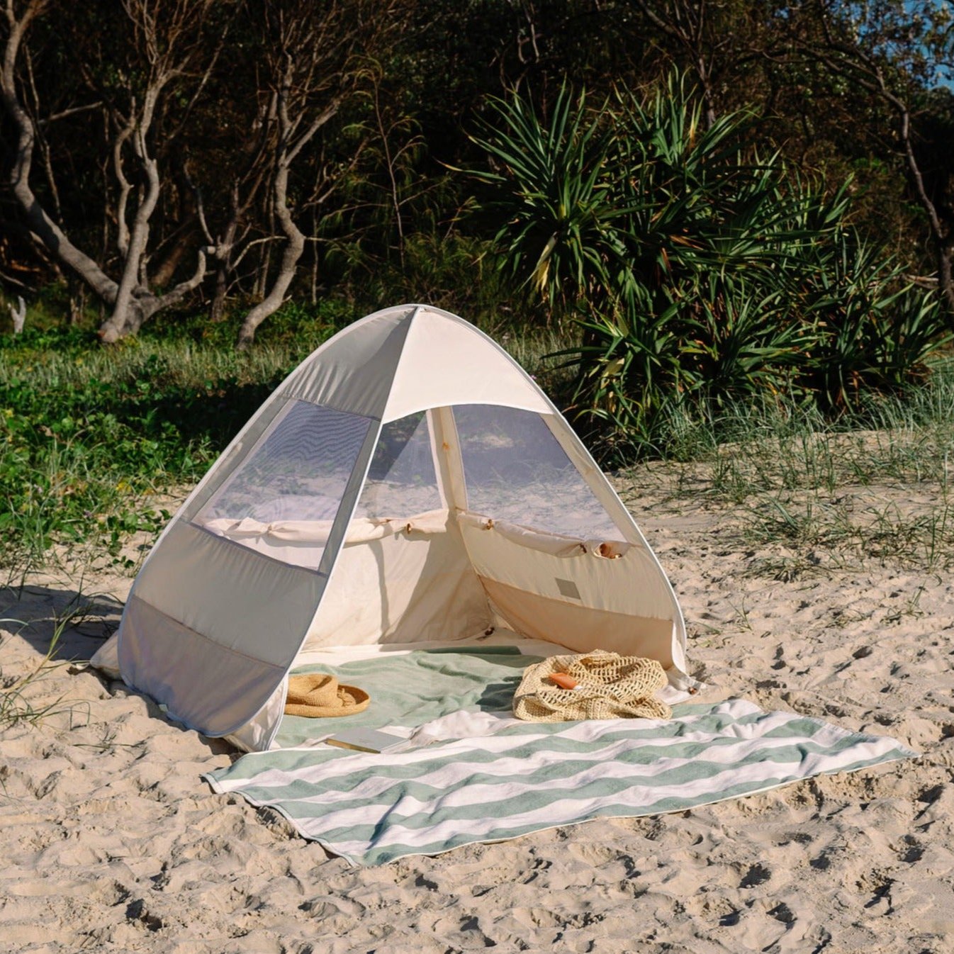 losse luifel tent Lozi & Gabe: Pop-up Tent Blush | Baby Beach Tents